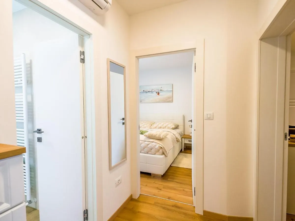 Tonka Apartment Pula